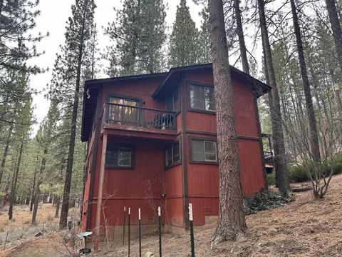 255 Bella Vista Dr, Delleker, CA 96122