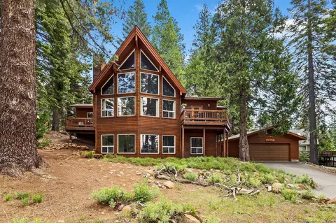 615 W Burnt Cedar Rd, Lake Almanor, CA 96137
