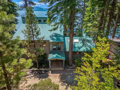 144 Peninsula Dr, Lake Almanor, CA 96137