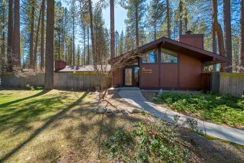 64 Graeagle Meadows Rd, Graeagle, CA 96103
