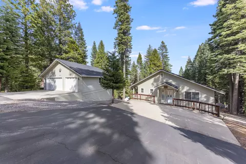 612 E Burnt Cedar Rd, Lake Almanor, CA 96137