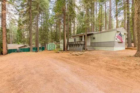 447 Cedar Cir, Lake Almanor, CA 96137
