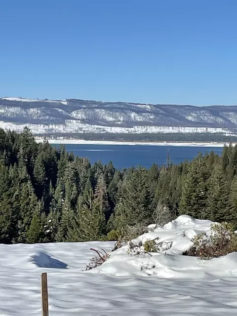 104 Dinsmore Dr, Lake Almanor, CA 96137
