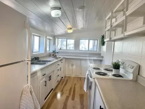 604 Pine Way, Chester, CA 96020 photo 2