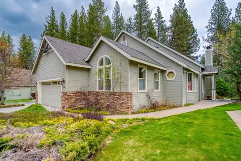 174 Sequoia Cir, Blairsden, CA 96103