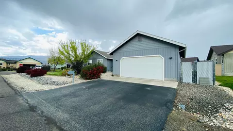 95 Sierra Park Rd, Quincy, CA 95971