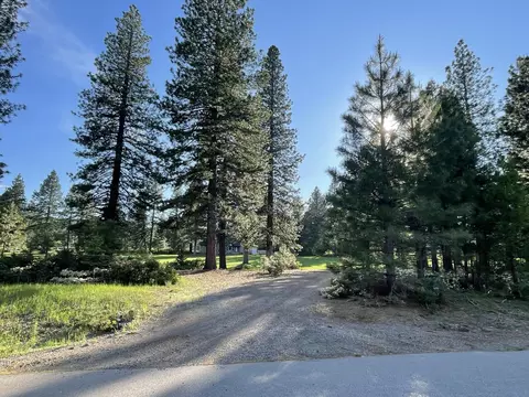 107 Durkin Dr, Lake Almanor, CA 96137