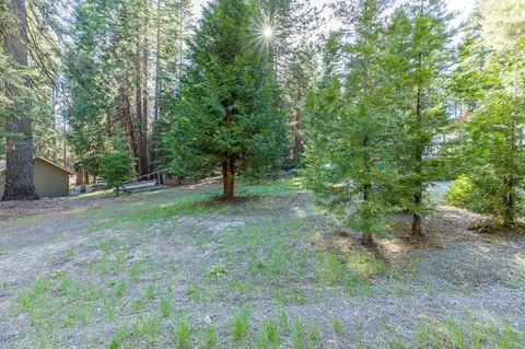 715 Conifer Trl, Lake Almanor, CA 96137