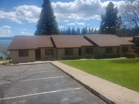 308 Apt 2 Peninsula Dr, Lake Almanor, CA 96137