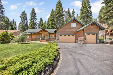 1139 Lake Ridge Rd, Lake Almanor, CA 96137