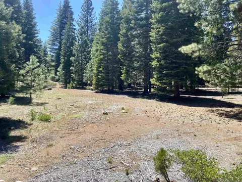 126 Blue Fox Dr, Lake Almanor, CA 96137