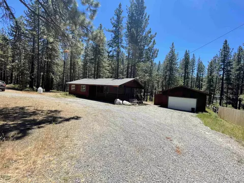 76714 Rocky Point Rd #1, Portola, CA 96122