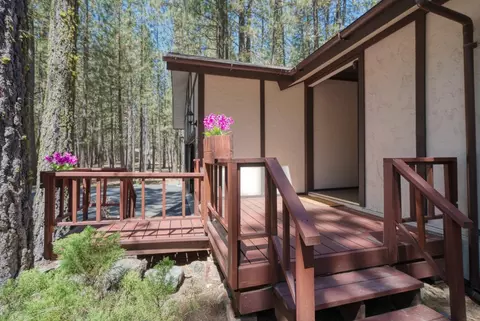 14 Klamath Trl, Graeagle, CA 96103 photo 2