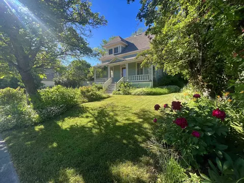 562 Jackson St, Quincy, CA 95971