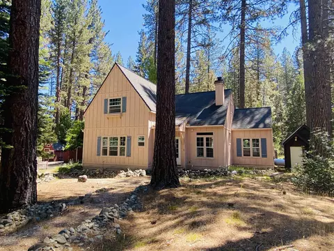 5 Shoshoni Trl, Graeagle, CA 96103 photo 2