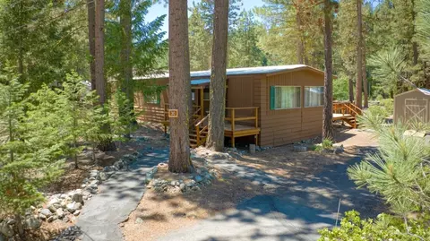 30 Pomo Trl, Graeagle, CA 96103