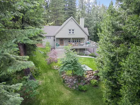 1125 Lake Ridge Rd, Lake Almanor, CA 96137