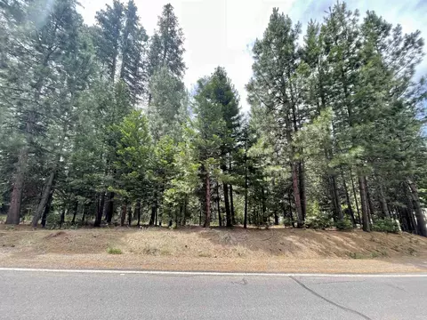 1008 Timber Ridge Rd, Lake Almanor, CA 96137