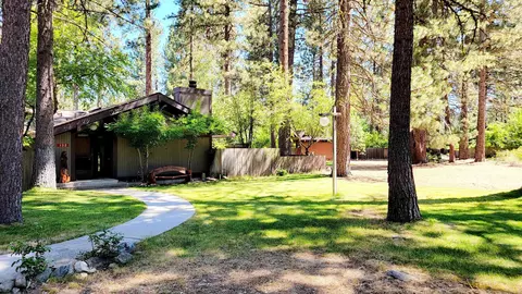 132 Graeagle Meadows Rd, Graeagle, CA 96103 photo 2