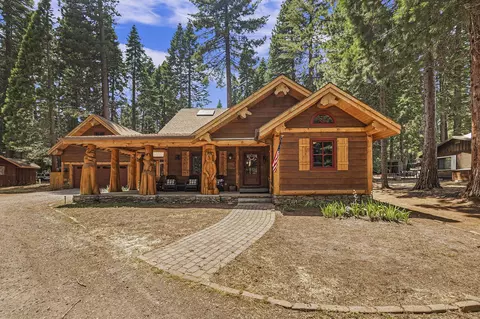 1131 Peninsula Dr, Lake Almanor, CA 96137