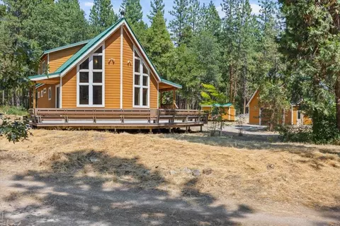 58622 Arrowhead Rd, Cromberg, CA 96103