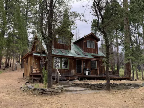 2459 Secluded Valley Rd, Greenville, CA 96137