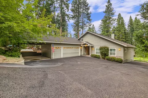 143 Slim Dr, Chester, CA 96020