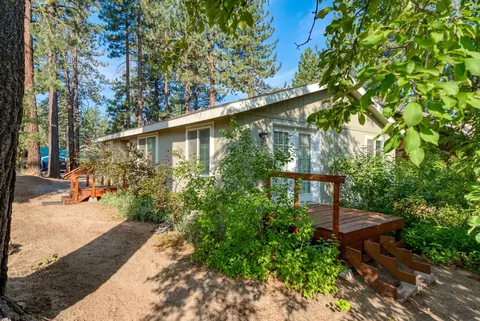 460 Utah St, Portola, CA 96122