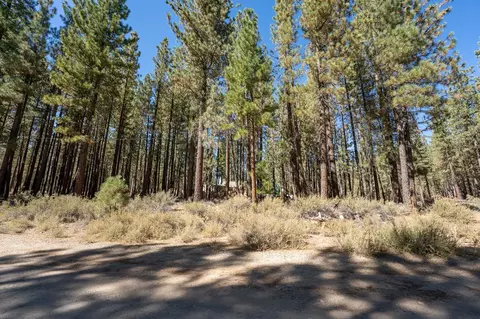 850 Third St, Portola, CA 96122
