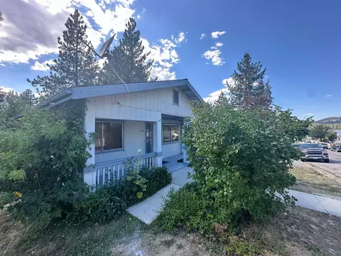 470 Nevada St, Portola, CA 96122