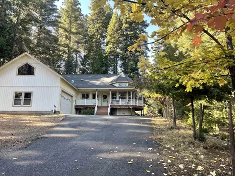 1127 Lake Ridge Rd, Lake Almanor, CA 96137