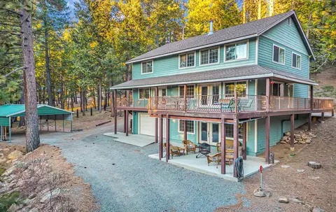 6000 Woodhome Ln, Lake Almanor, CA 96137