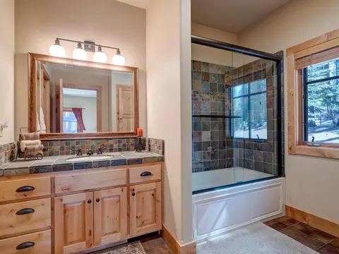 Bath - 817 Prospector Dr, Clio, CA 96106 photo 4 of 7