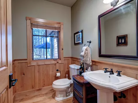 Bath - 817 Prospector Dr, Clio, CA 96106 photo 1 of 7