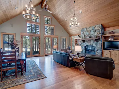 Living - 817 Prospector Dr, Clio, CA 96106 photo 2 of 6