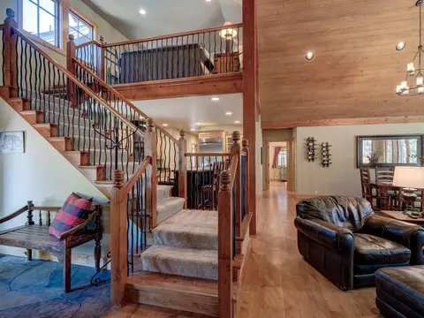 Entry Way - 817 Prospector Dr, Clio, CA 96106 photo 2 of 3