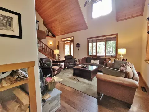 Living - 60799 River Ridge Trl, Graeagle, CA 96103 photo 3 of 9