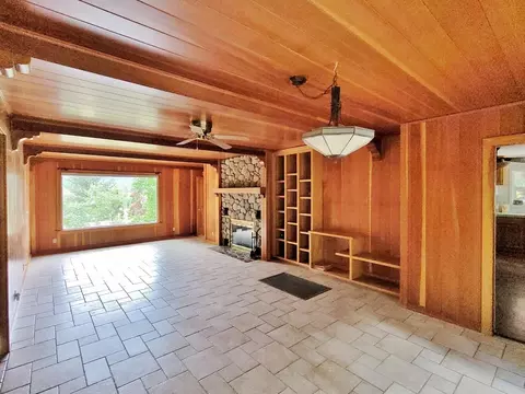 Living - 60139 Mount Tomba Rd, Graeagle, CA 96103 photo 4 of 5