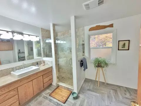 Bath - 60139 Mount Tomba Rd, Graeagle, CA 96103 photo 1 of 2