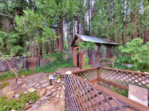 Exterior - 60139 Mount Tomba Rd, Graeagle, CA 96103 photo 11 of 14