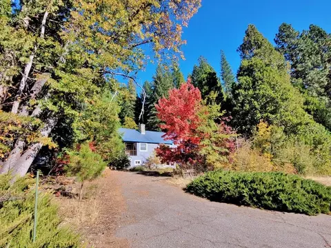 Exterior - 60139 Mount Tomba Rd, Graeagle, CA 96103 photo 2 of 14
