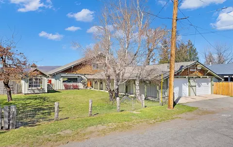 200 Lassen St, Chester, CA 96020 photo 2