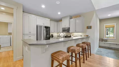 Kitchen - 28 Hawk Rdg, Clio, CA 96106 photo 2 of 4