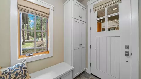 Entry Way - 28 Hawk Rdg, Clio, CA 96106 photo 1 of 4