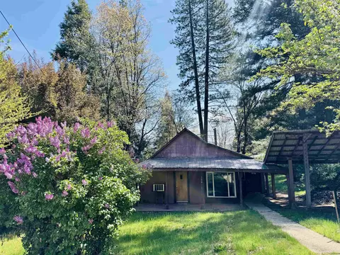 126 Standart Mine Rd, Greenville, CA 95947