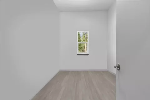 Bedroom - 300 Blue Jay Dr, Blairsden, CA 96103 photo 6 of 7