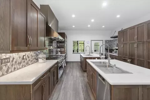 Kitchen - 300 Blue Jay Dr, Blairsden, CA 96103 photo 5 of 5