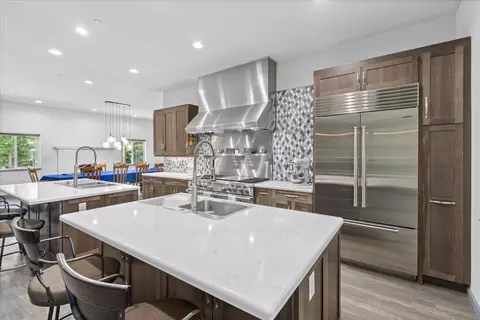 Kitchen - 300 Blue Jay Dr, Blairsden, CA 96103 photo 3 of 5