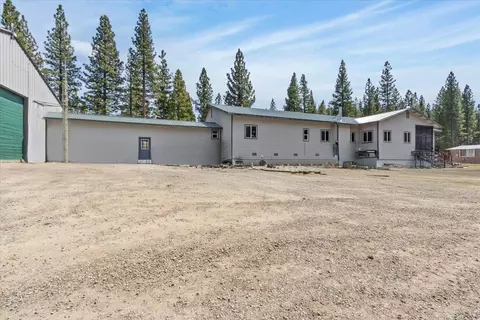 Exterior - 300 Blue Jay Dr, Blairsden, CA 96103 photo 8 of 8