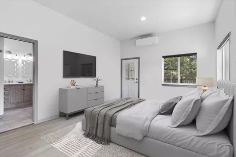 Bedroom - 300 Blue Jay Dr, Blairsden, CA 96103 photo 2 of 7